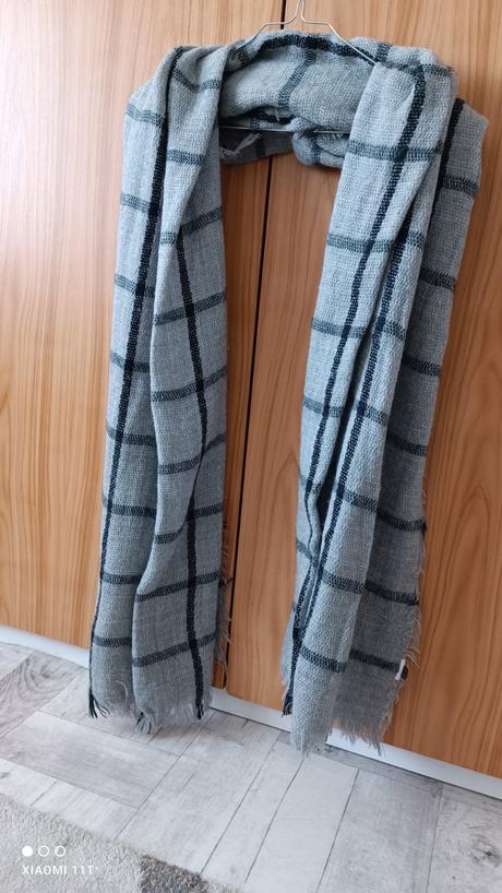 Dámsky huňatý šál, 