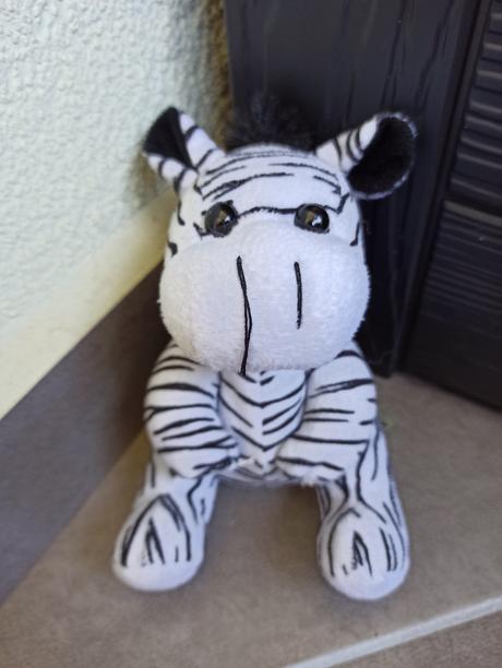 Plysova zebra,