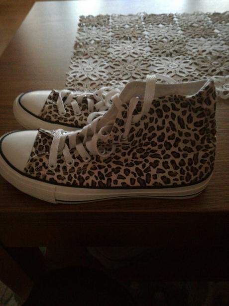 Dámske alebo dievčenské tenisky,, 38