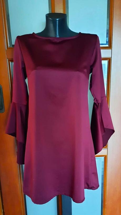 Predám koktejlové šaty veľ.s-m, s