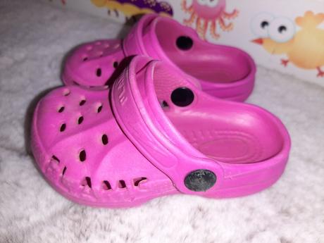 Crocsy plame, 21