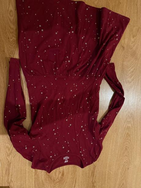 Šaty vianočné, 134