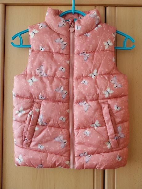 Dievčenská vesta, 122