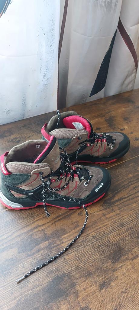 Turistické topánky salewa, salewa,35