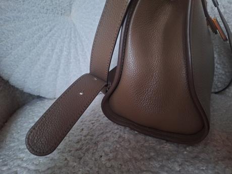 Kabelka coccinelle, coccinelle