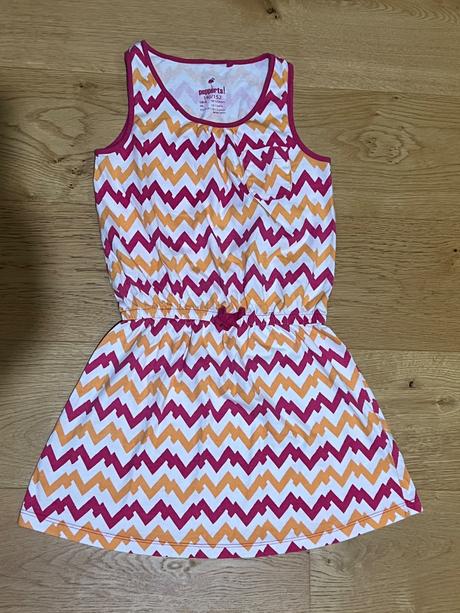 Letne dievcenske saty, pepperts,146