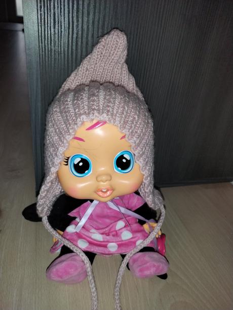 Ručná práca čiapka nadherna pudrova,