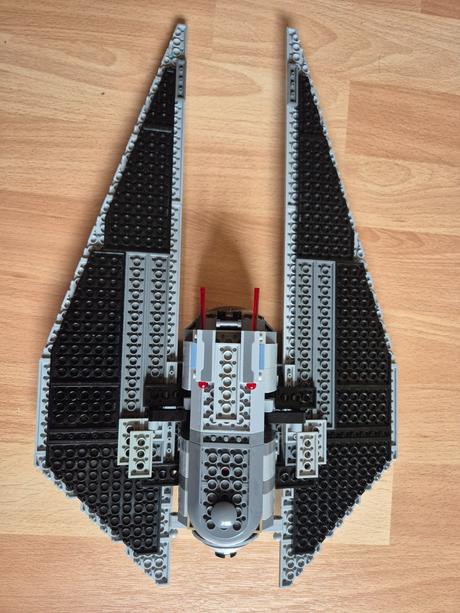 Lego 75154 star wars tie striker,