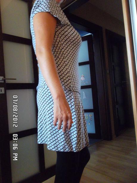 Predlžena tunika alebo šaty, m