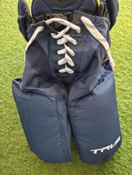 Hokejové nohavice true ax9 junior (clasic fit), 