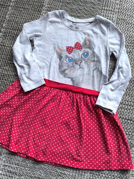 Mačičkové šaty s bodkami, 104