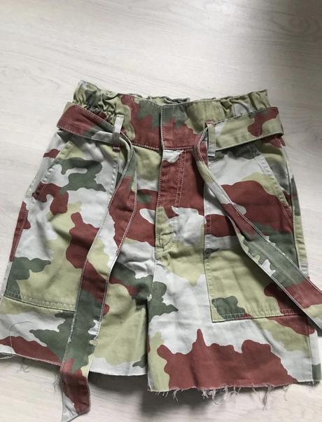 Šortky, zara,36