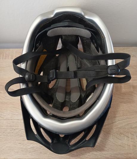 Prilba pre chlapca - už len modrá, 