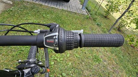 Detsky bicykel specialized po 1 dieťati, specialized,24