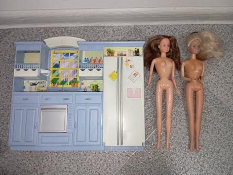 Modrá kuchynka pre barbie, 