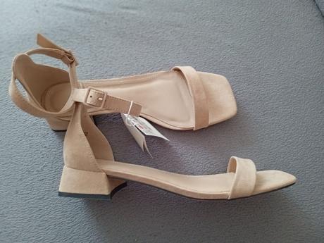 Sandalky 26,5cm, reserved,40