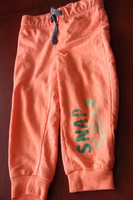 Dino mikinka + vesta a tepláčiky, lupilu,86