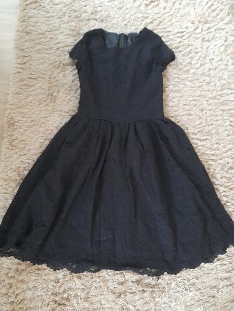 Krásne šaty, pepco,158