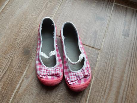 Plátenky/papučky, 26