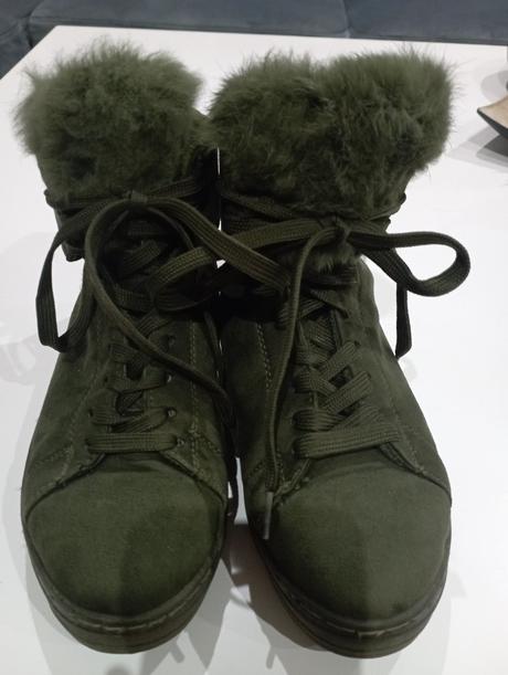 Kotníkové topánky, 36