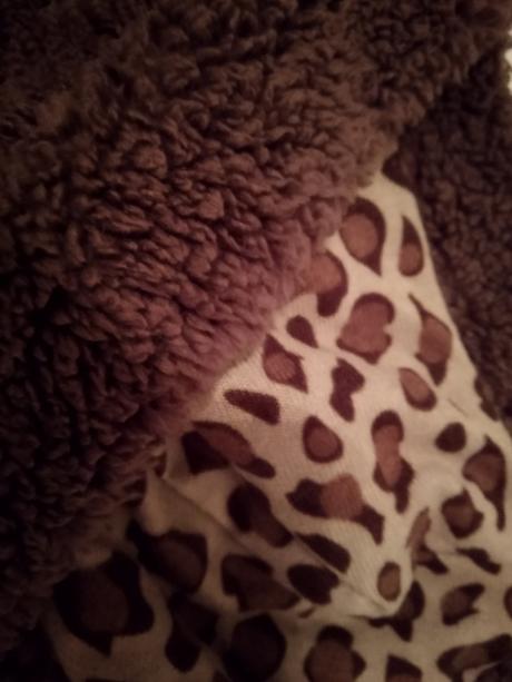 Kozusinovy šál, xl