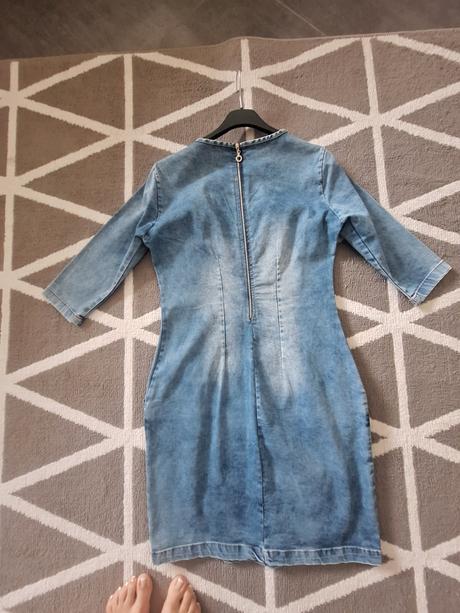 Prijemne elasticke riflove saty, s