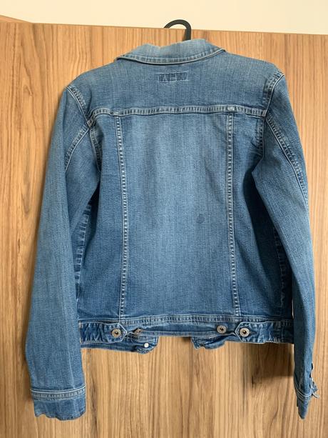 Riflova bunda, l.o.g.g.,38