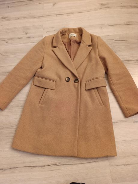 Pekný kabát, stradivarius,l