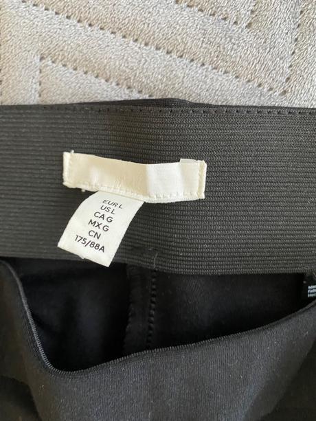 Leginove nohavice s pukmi, h&m,44