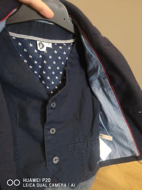 Vesta s námorníckym motívom vo vnútri, 98