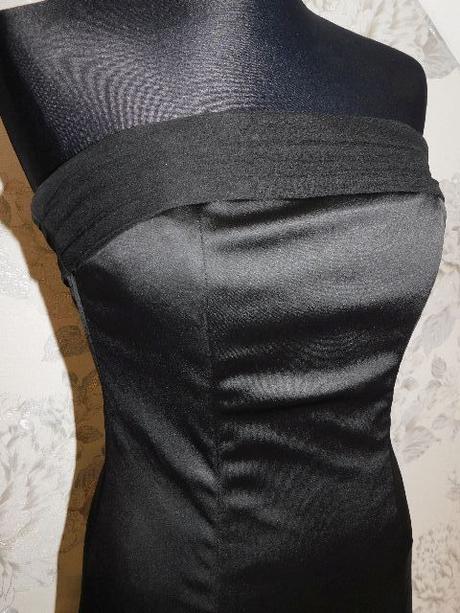 Luxusne korzetove saty na slavnost, 36