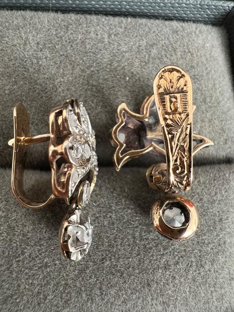 Nausnice 18k zlato , diamanty a biele zafiry, 