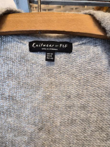 Dlhy kardigan vlneny v.40, f&f,40