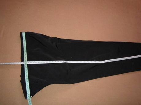 1569. elegantný oblek s dlhším sakom, 48