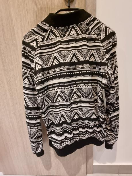 Čierno-biela mikina/bunda, fishbone,l
