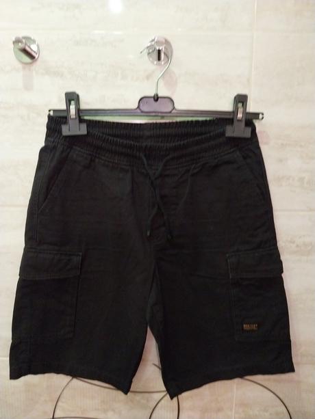Šortky, h&m,152