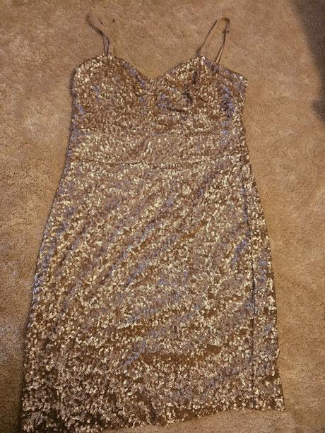 Zlaté šaty s ramienkami, orsay,m