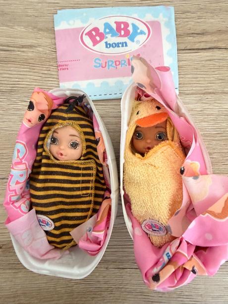 Baby born surprise bábätká v zavinovačke (včielka, 