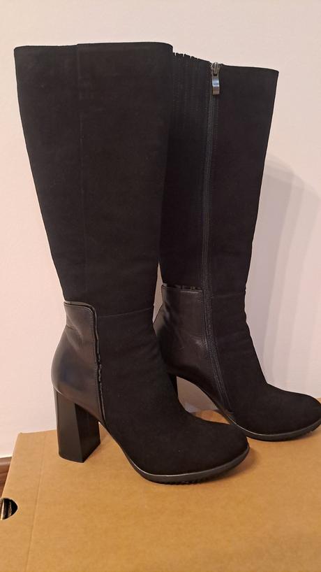 Damske čižmy, baťa,39