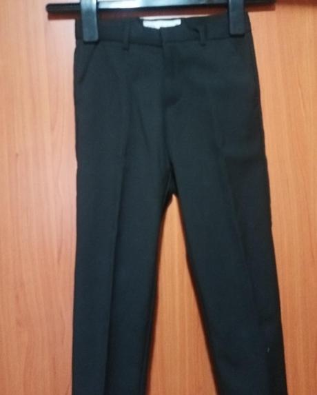Sviatočné chlapčenské nohavice, zara,116