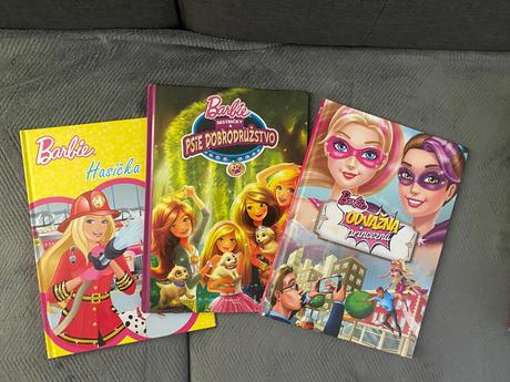 Barbie knihy,