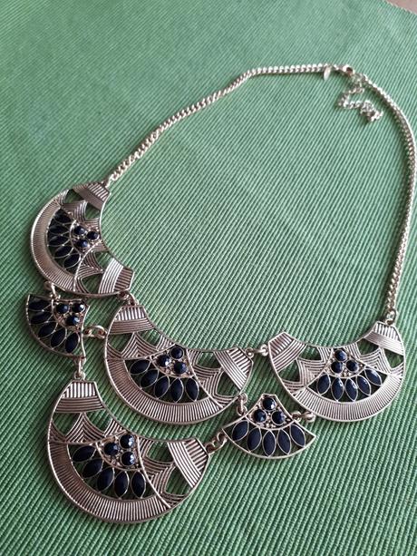 Náhrdelník avon nový v krabičke, avon