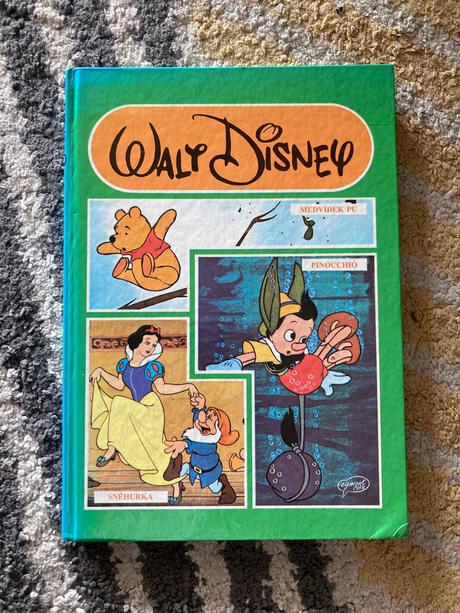 Medvídek pú pinocchio sněhurka walt disney (1991), 