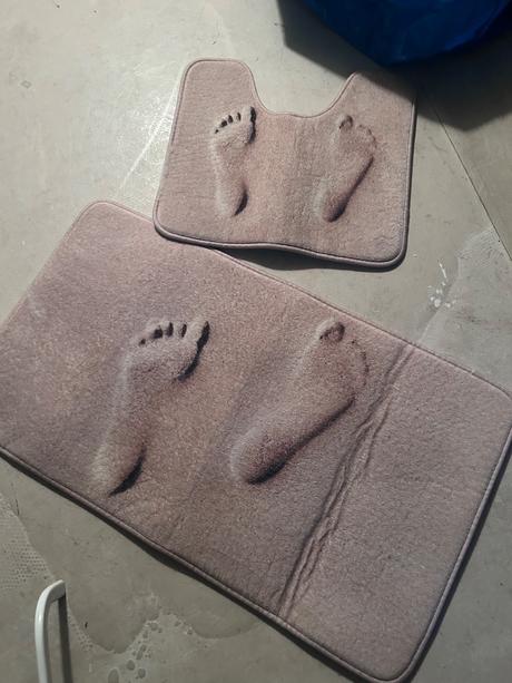 Wc a kupelnova podlozka, 