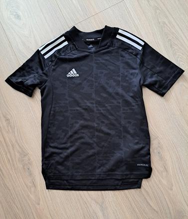 Futbalove jersey adidas, 134