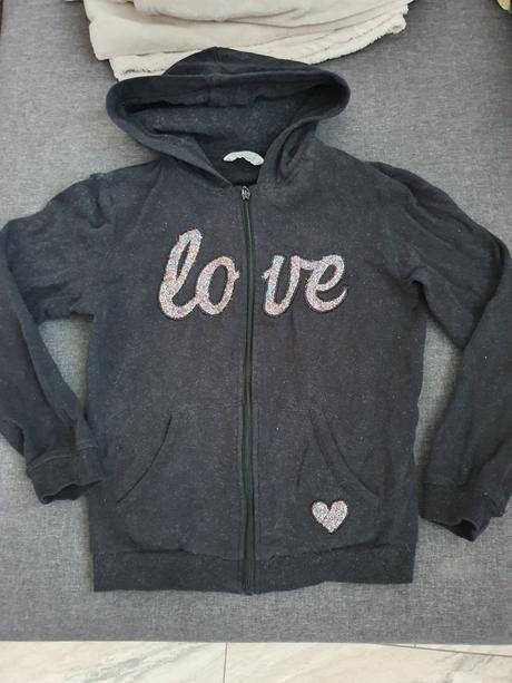 Čierna mikina s nápisom, calliope,152