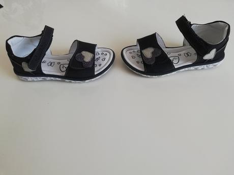 Sandalky, lasocki,28