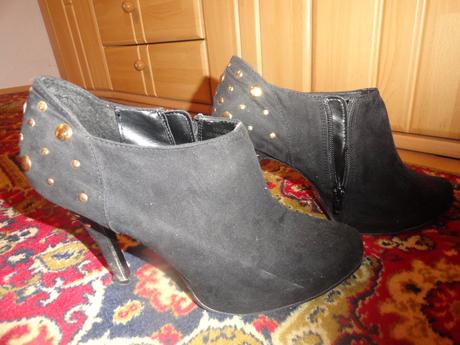 Vybíjané kotníčky, 39