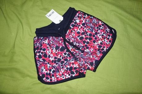 Nove kratasky next, next,98