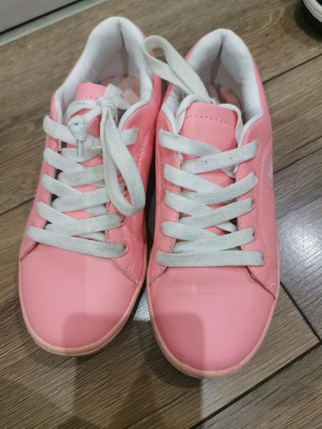 Tenisky, authority,31